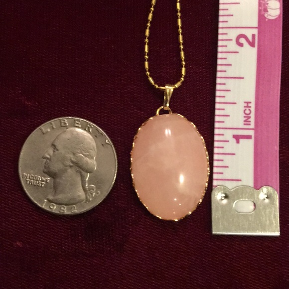 β¬οΈπ©ΈRose Quartz Pendantπ©Έ - Picture 8 of 8
